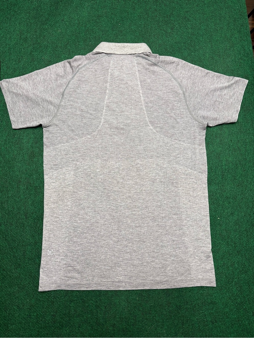 Men's Grey Lululemon Polo Shirt - Athletic Performance - Picture 3 of 4